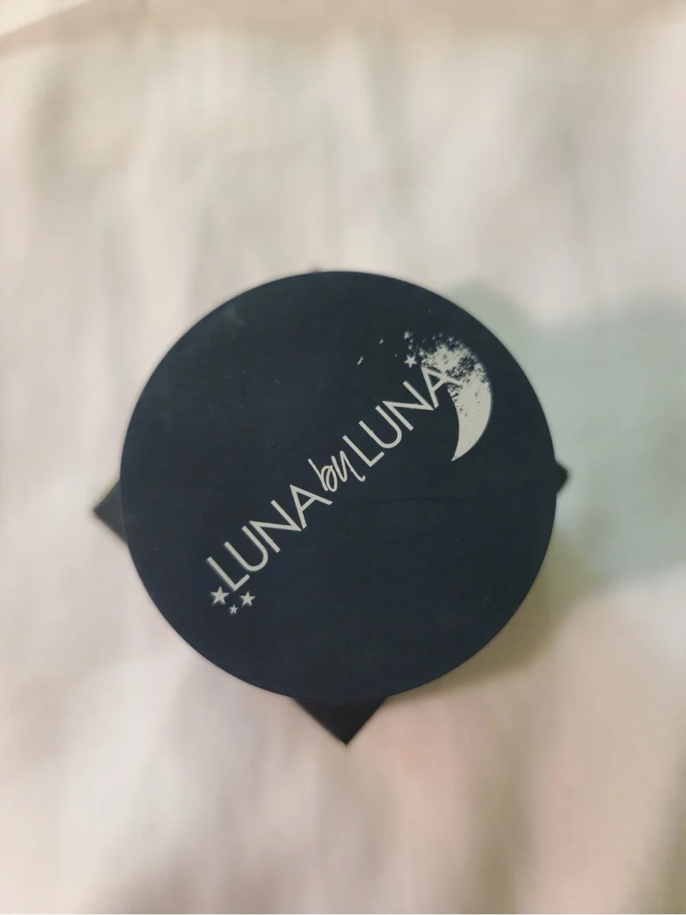 Luna By Luna place any